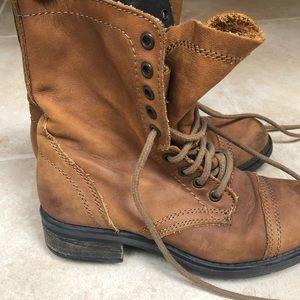 Steve Madden Troopa 2.0 Tan